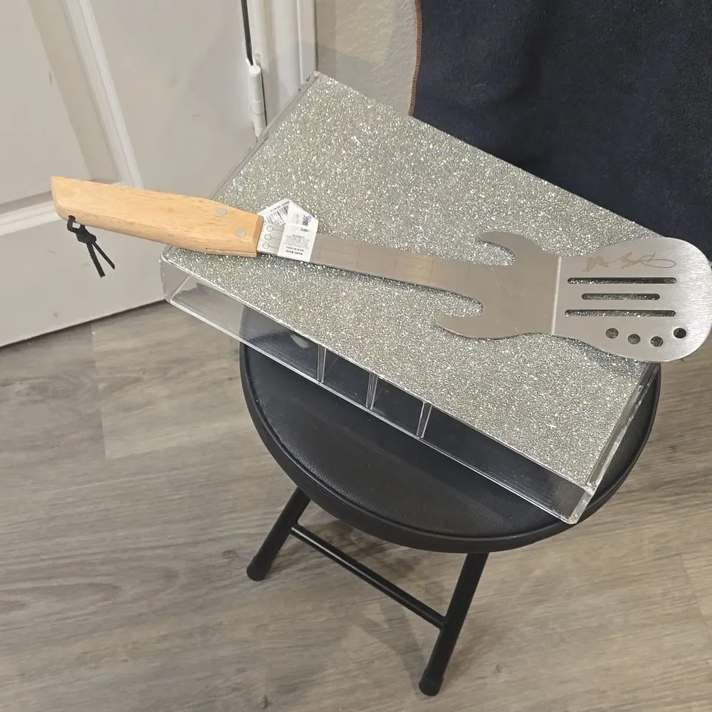 Dolly Parton Guitar Shaped‎ Spatula w/Wooden Handle